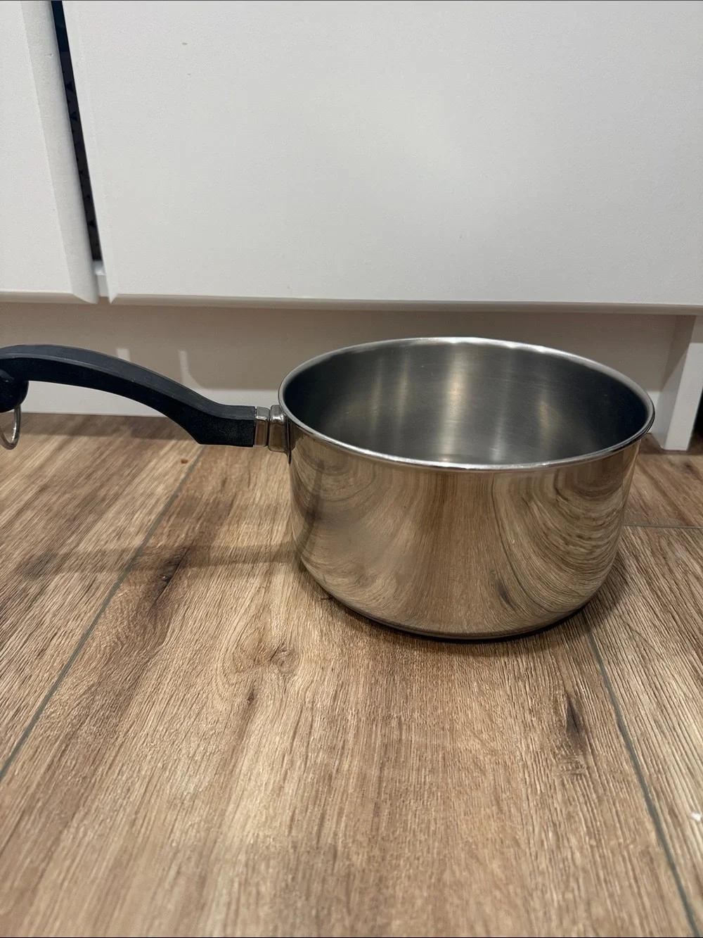 Farber ware Stainless Steel Saucepan with Black Handle - 2 quart. No lid.